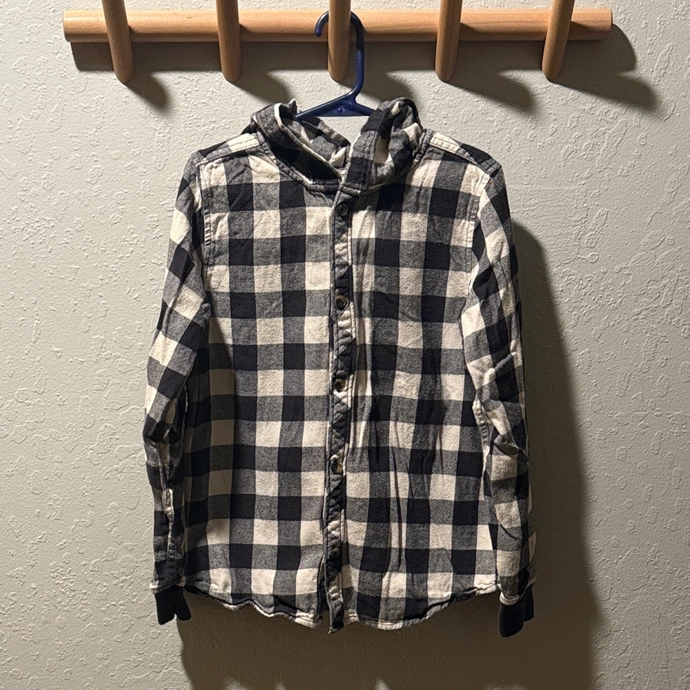 Hannah Anderson Boys Black and White hooded flannel Shirt size 130